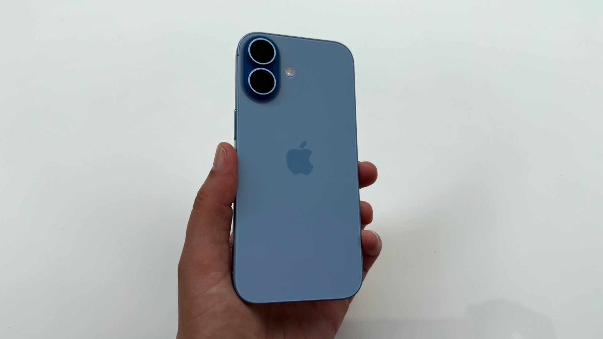 IPhone 17 baru.