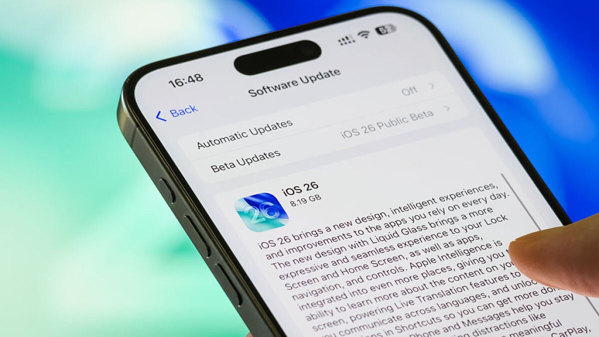 Pengguna iOS 26 mengeluh tentang 'ikon miring' dalam mode gelap