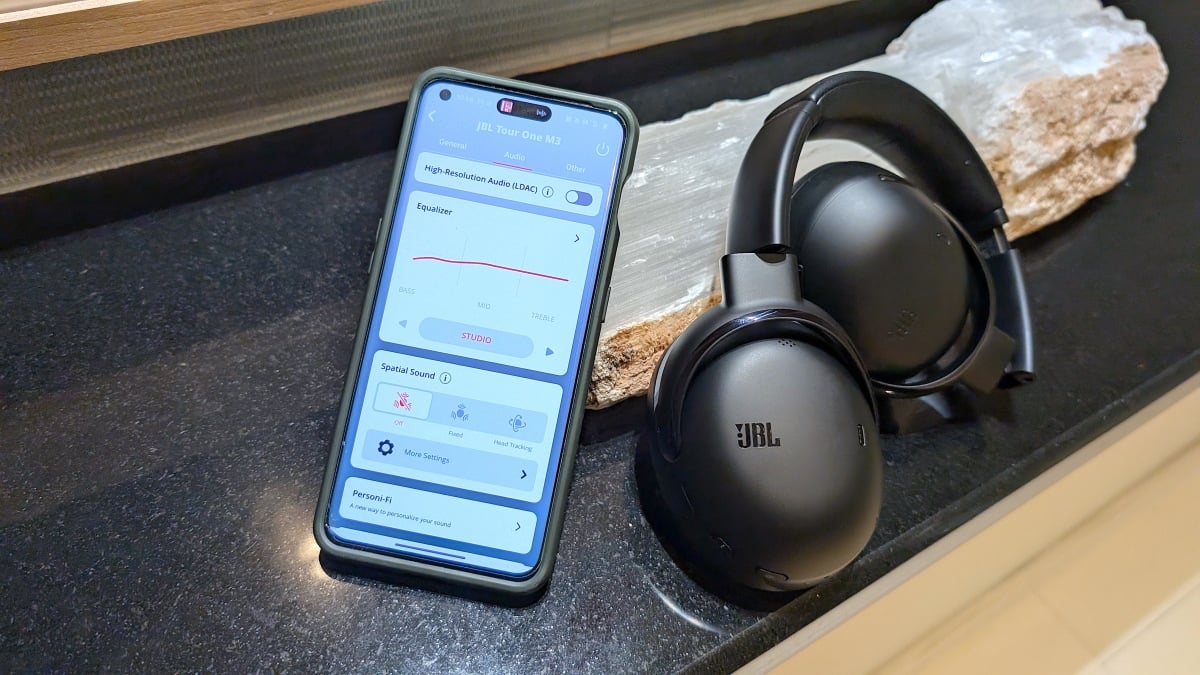 Jika Anda tidak menggunakan fitur ini, Anda membuang headphone andalan Anda