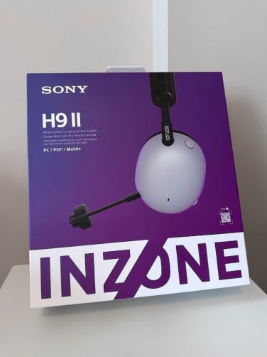 Membuka Kotak Headset Gaming Sony Inzone H9 II Baru