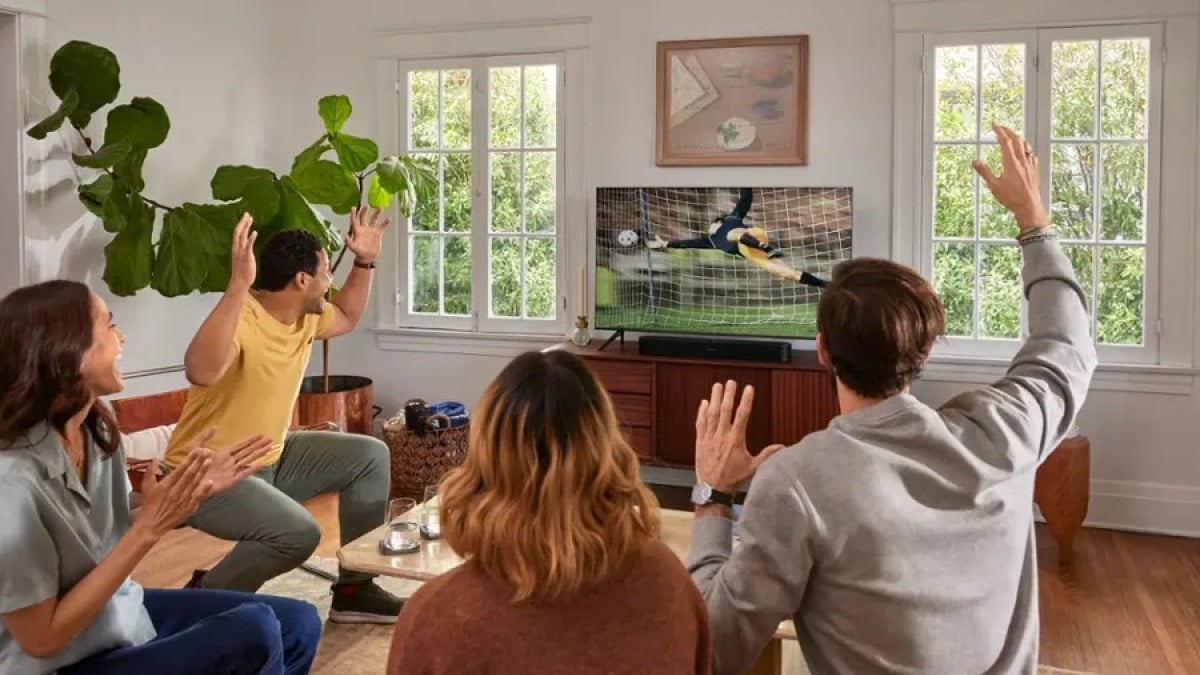 Soundbar Sonos Beam Gen 2 adalah diskon $ 100 dalam Penjualan Hari Buruh Amazon