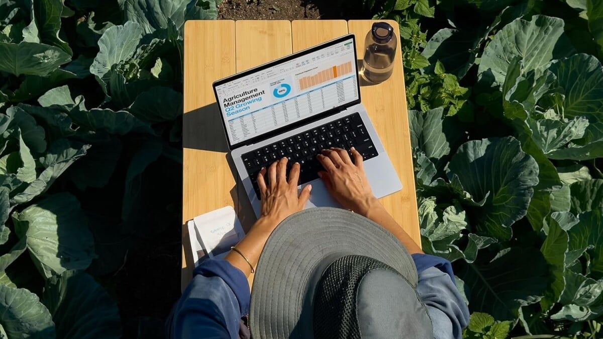 The Mighty MacBook Pro M4 adalah $ 300 di Amazon