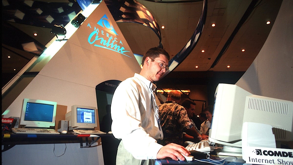 4 fitur AOL dari tahun 90 -an yang besar di tahun 2025