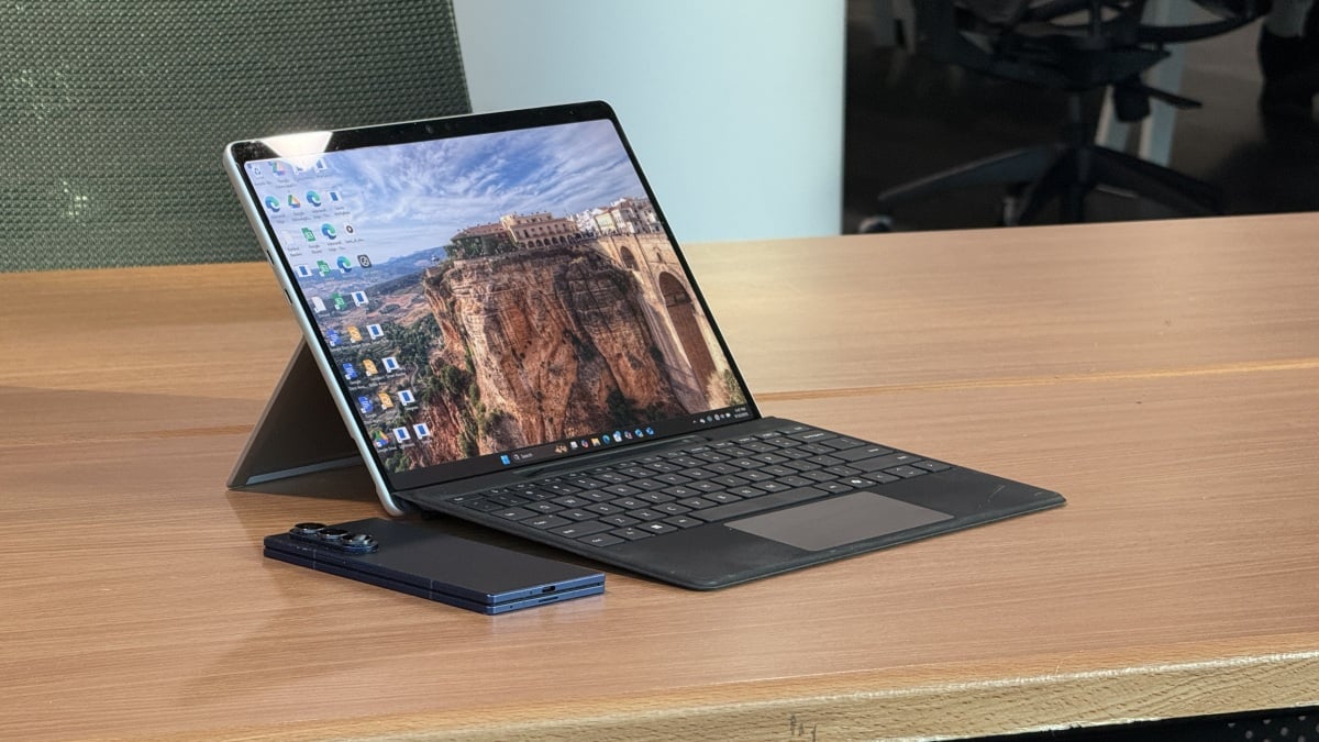 Microsoft Surface Pro 11 Ulasan: Saya memiliki hubungan cinta-benci dengan 2-in-1 ini