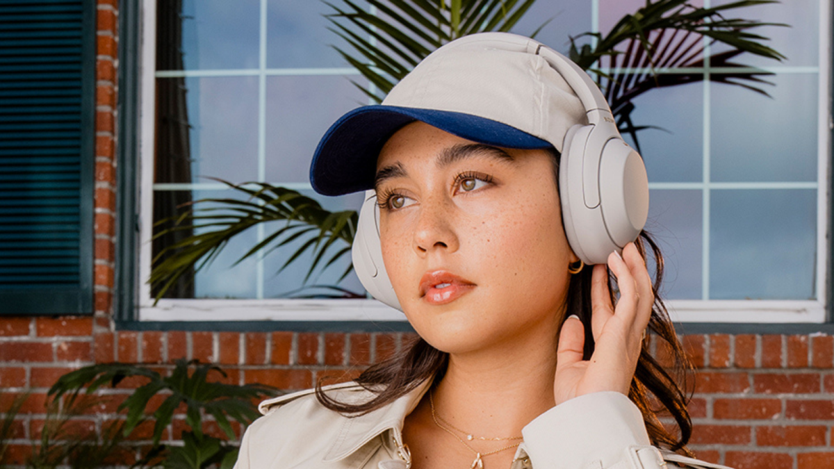 SONYS WH-1000XM4 Headphone peredam kebisingan di bawah $ 200