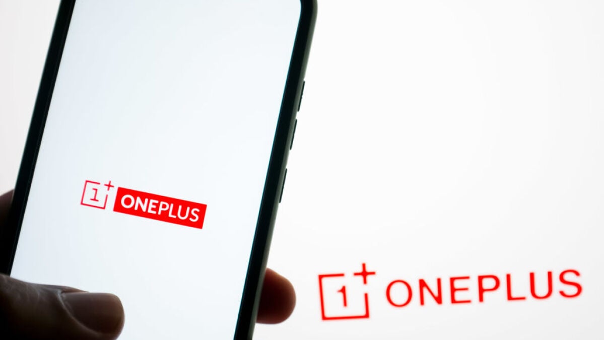 OnePlus 15 dengan chipset snapdragon mutakhir diumumkan secara resmi