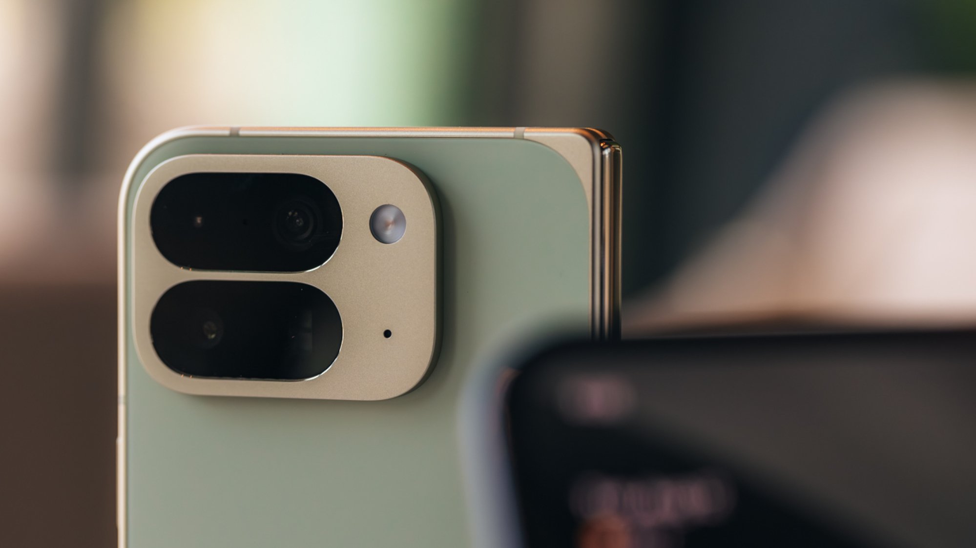 Pixel 10 Pro Fold Cameras Belakang