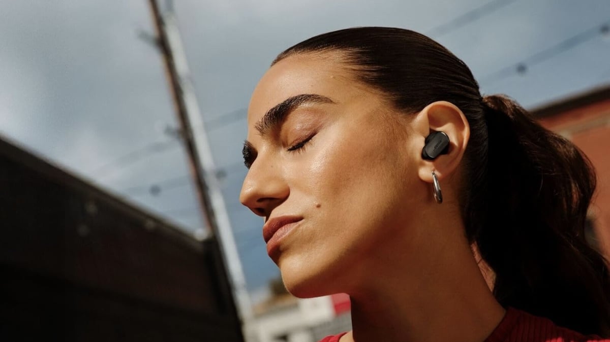 Boses New Quietcomffort Ultra Earbuds diam -diam mendapatkan penurunan harga pertama mereka