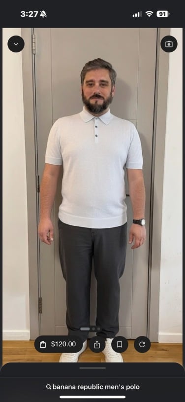 Gambar penulis yang dihasilkan kecerdasan buatan dalam polo biru dari Google 'TREET IT ON' Tool