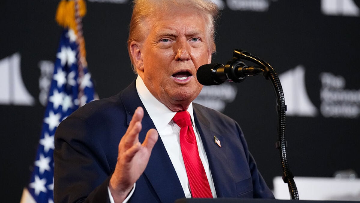 Trump Mobile berbagi model T1, tetapi ada sesuatu yang tidak terlihat benar