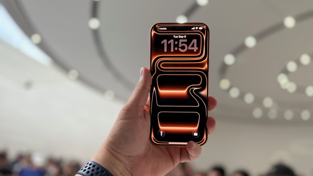 iPhone 17 Pro Max vs Samsung Galaxy S25 Ultra