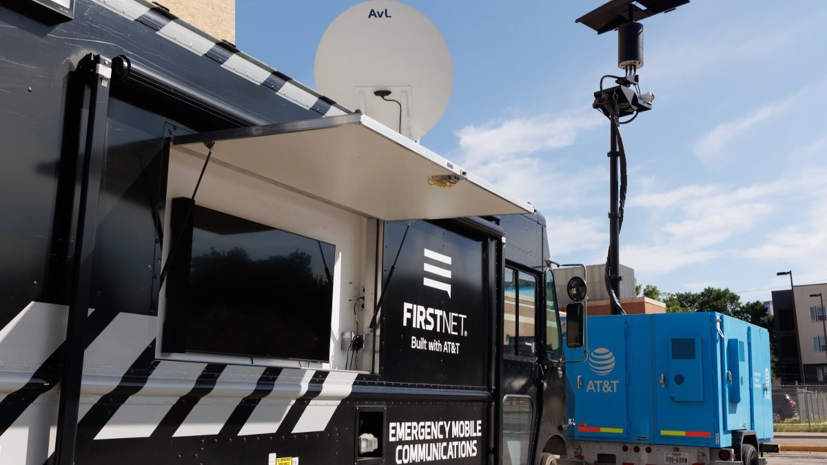 AT&T memperkenalkan sistem AI pemodel geo untuk meningkatkan keandalan jaringan selama cuaca ekstrem