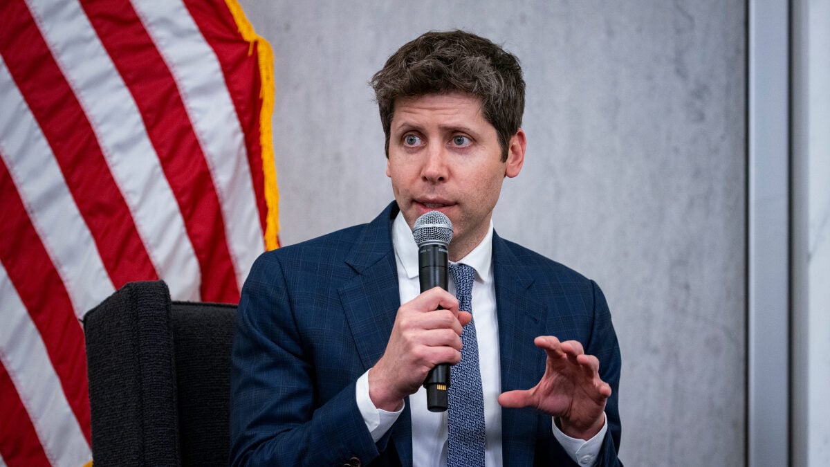 Sam Altman memberikan alasan yang sangat bagus mengapa chatgpt tidak boleh menjadi terapis Anda