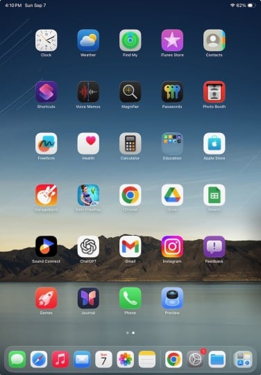 Layar Beranda Kaca Liquid di Ipados 26