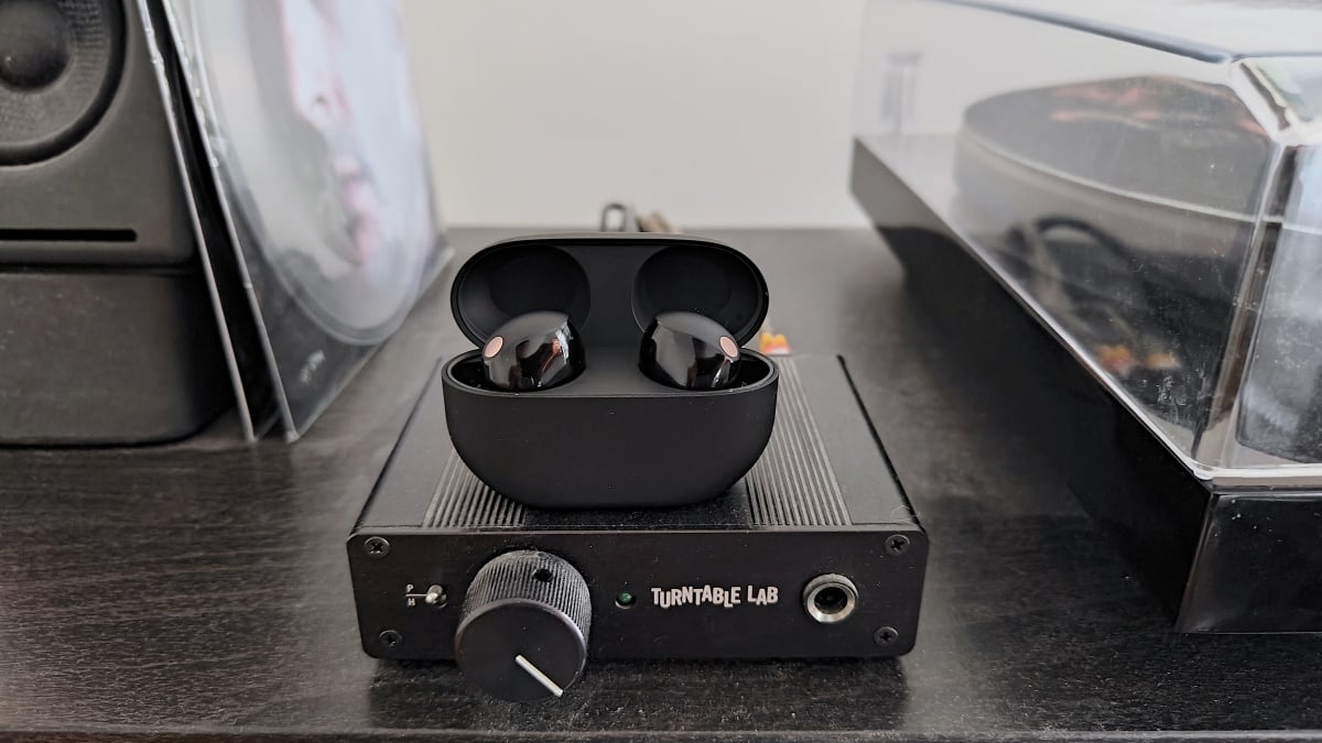Ulasan jangka panjang: ive menggunakan earbud Sony WF-1000XM5 saya selama 2 tahun dan masih berpikir mereka adalah kategori terbaik
