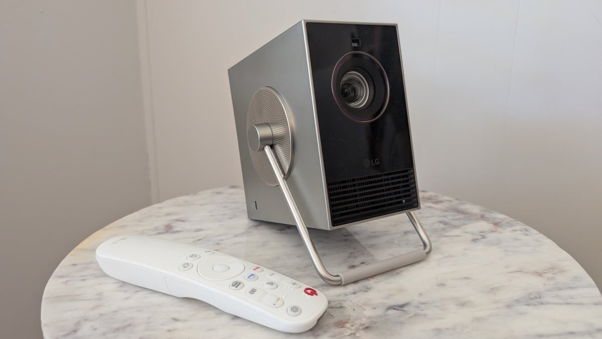 LG Cinebeam Q 4K Projector Review: Saya mungkin putus dengan TV saya untuk kebaikan