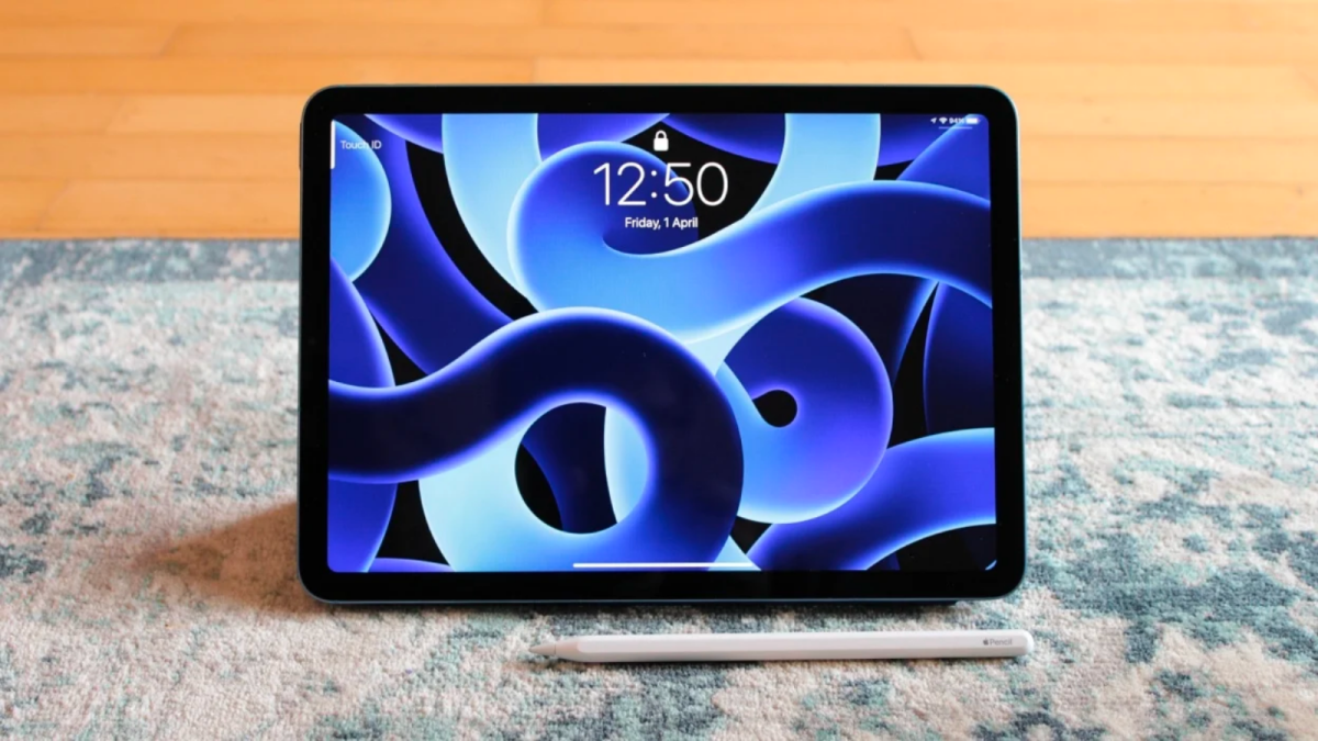 7 Tablet Terbaik 2025: Bandingkan iPad, Microsoft Surface Pro, dan Amazon Fire